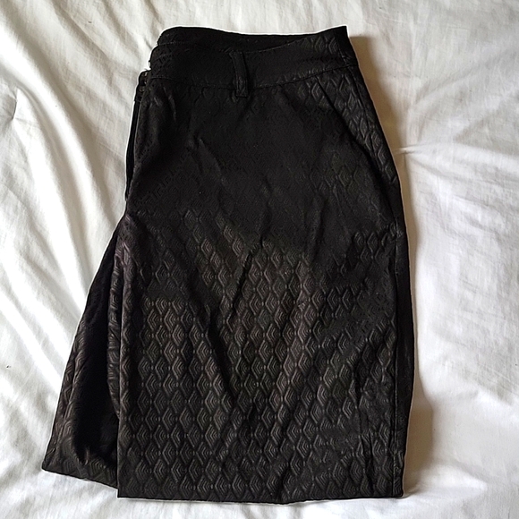 L.Bryant textured ankle pant - Picture 1 of 4